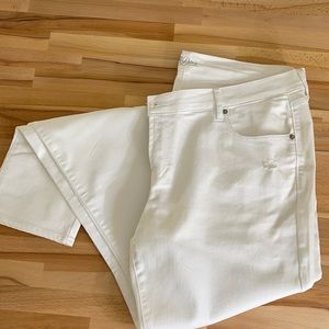 White Jeans (Long Fit) NWOT